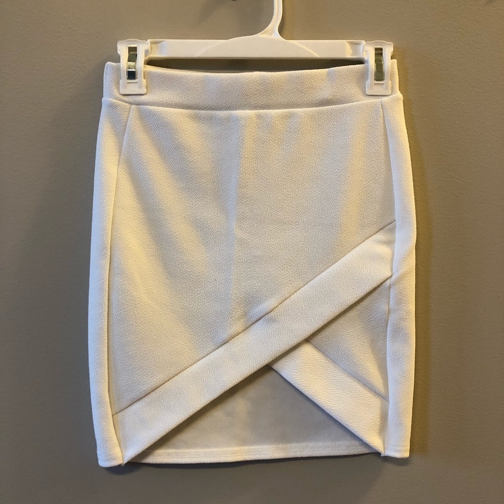 White tight cross skirt